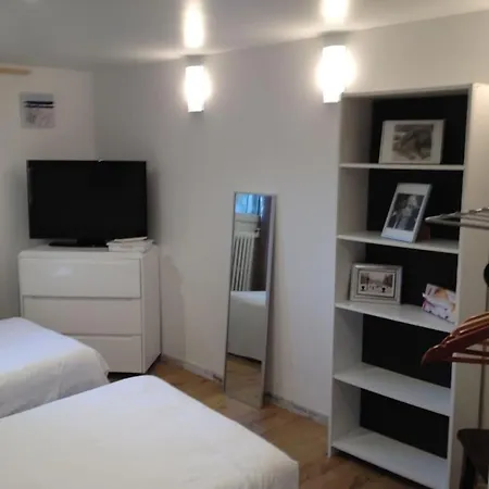 Entire 12mn Walk From Le Palais * Cannes